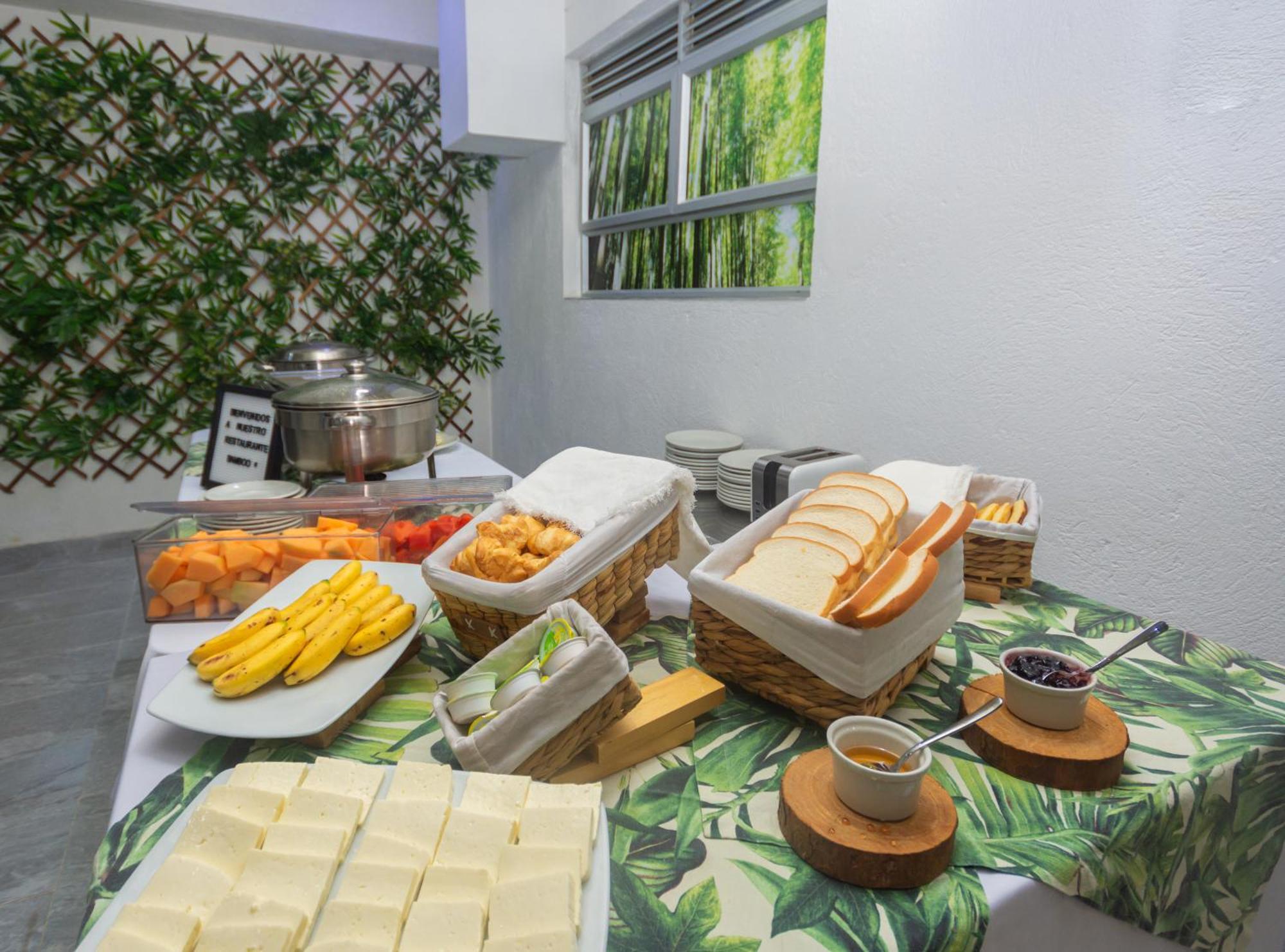 Hotel Suite Del Parque Medellin Exterior photo